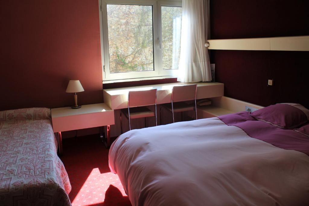 Hotel Le France Loudéac Habitación foto